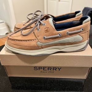 Boys New Sperry top siders size 5